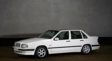 Un modèle unique Volvo 850 hybride vendu aux enchères