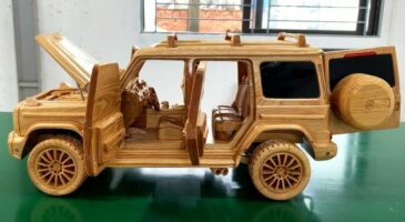 Vidéo : ce Mercedes Classe G en bois est extrêmement détaillé !