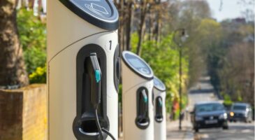 L'Europe veut accélérer le déploiement des bornes de recharge