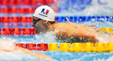 JO 2024-Natation: Léon Marchand démarre en trombe