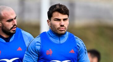 Antoine Dupont alerte le XV de France