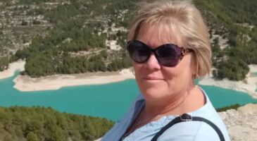 "J'ai quitté mon emploi et vendu ma maison à 60 ans pour voyager, j’avais un boulot de m*rde et un prêt immobilier que je ne rembourserais jamais avant mes 70 ans"