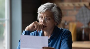 Sharon, 64 ans, écœurée par le montant de sa pension de retraite : "J'ai travaillé pendant près de 50 ans, je ne m'attendais pas à manquer d'argent"