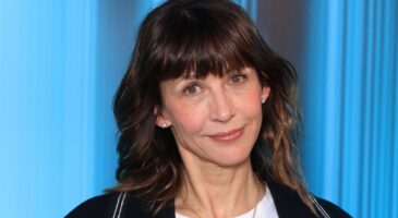 Adieu les rides du code-barres, ce soin français lisse et repulpe le contour des lèvres après 50 ans