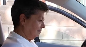 Pilar, 65 ans, expulsée de son appartement et contrainte de vivre dans sa voiture : “Je prenais des serviettes savonneuses pour me laver à la douche de la plage”