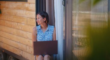 Cecilia, 39 ans, a choisi de vivre dans une tiny house de 17 m² : « C’est un rêve d’enfant »