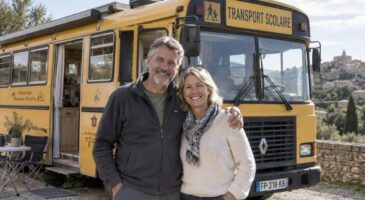 Bruno et Suzanne vivent dans un ancien bus scolaire transformé en camping-car : "Nous avons d’abord fait l’isolation et la structure, ensuite seulement l’aménagement intérieur"