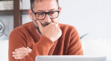 Romain, 57 ans, paie 751 euros de loyer par mois : "Je ne prendrai pas ma retraite à 62 ans pour toucher une meilleure pension mais je devrai déménager dans un village"