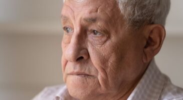 John, 73 ans, est trop "riche" pour toucher l’aide au chauffage : "J’ai très peur de cet hiver, je prie pour qu’il ne fasse pas trop froid"