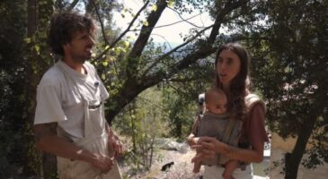 Paula et Alex vivent en autosuffisance dans une ferme à la montagne : "Nous n'achetons presque jamais de légumes car tout ce que nous consommons provient de notre jardin"