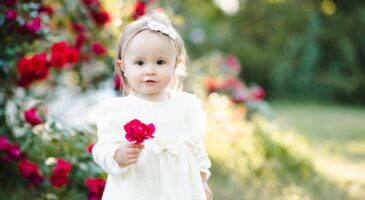 Ce prénom grec rare venant d'une fleur est en forte progression