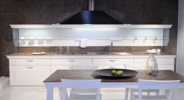 Astuces pour poser une crédence en verre