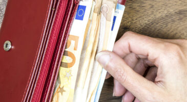 Argent : les 8 conseils d'une coach pour moins (ou mieux) dépe