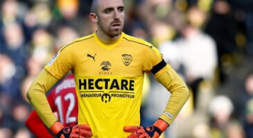 Nîmes : Bernardoni victime d'une entorse ?