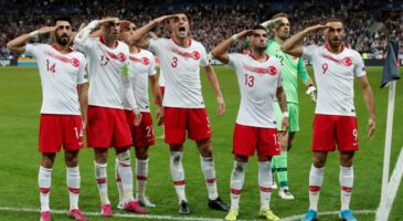 Que risquent les Turcs après leur salut militaire ?