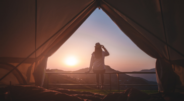 Voyager seule : les étapes incontournables pour sauter le pas