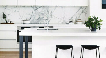 Cuisine blanche : 33 idées déco pour lui donner du charme