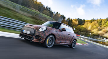Mini planche sur des sportives JCW électriques (+ images)