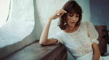 Tendance robes de mariée 2021 : ces modèles canon et sans chichi pour un mariage dans l'air du temps