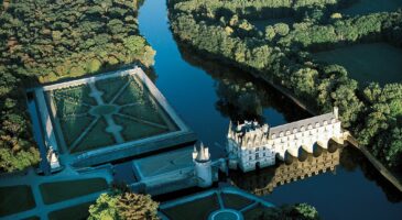 Pour un baptême de l’air en hélicoptère, réservez en ligne !