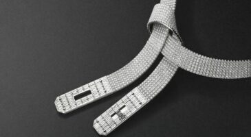 Joaillerie : Hermès dévoile une nouvelle exposition où son sac culte Kelly devient bijoux d'exception