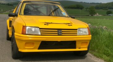 Cette Peugeot 205 est en fait un Porsche Boxster !