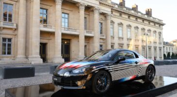 Alpine : l'unique A110 x "Felipe Pantone" s’expose à Paris