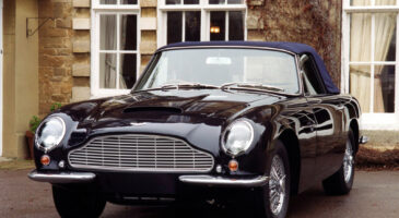 L'Aston Martin du Prince Charles roule... au vin et au fromage !