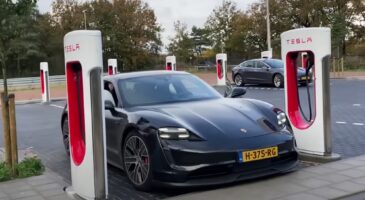 Une Porsche Taycan teste le Superchargeur de Tesla (en vidéo)