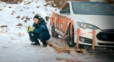 Mécontent, il fait sauter sa Tesla Model S à la dynamite !