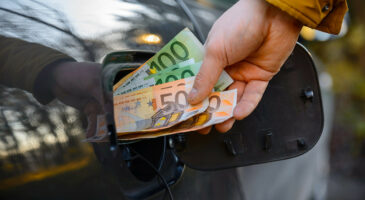 Prix des carburants : Jean Castex annonce une augmentation de l'indemnité kilométrique