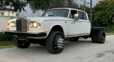 Le premier utilitaire badgé Rolls-Royce ?