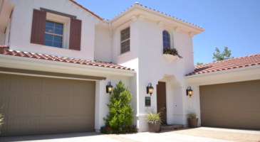 Comment choisir entre un garage et un carport ?