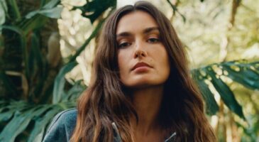 Le top Andreaa Diaconu nous parle mode durable et éco-responsabilité à l'occasion de la nouvelle campagne Mango