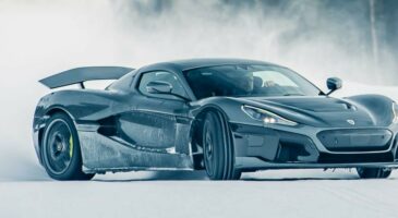 Rimac fait drifter sa Nevera de 1 940 chevaux dans la neige !