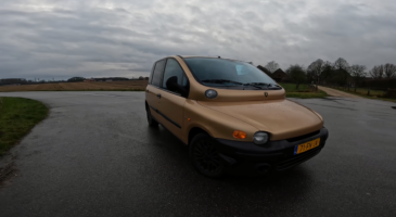 Une Multipla version Lamborghini à fond sur l’autobahn !