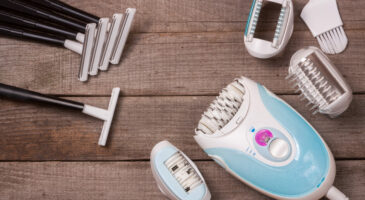 Zoom sur l'épilation du maillot avec l'épilateur électrique