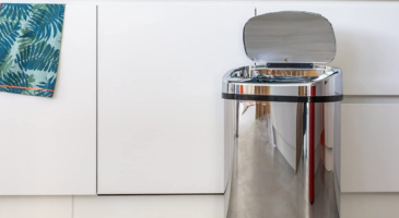 Quelles sont les poubelles de cuisine design sur Amazon ?