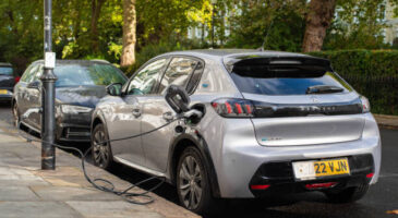 Pourquoi des voitures électriques sonnent comme des thermiques ?