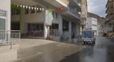 Cette station de ski suisse a banni les voitures à essence