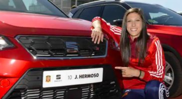 Découvrez les voitures des championnes du monde de football !