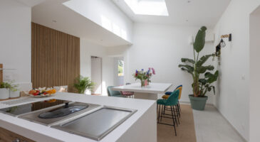 Avant/Après : une maison sombre transformée en cocon lumineux