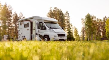 Ce couple ouvre une aire de camping-cars dans son jardin