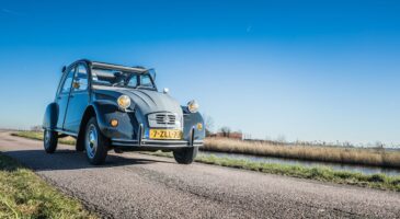 Ils lancent un équivalent d'Uber... en 2CV !