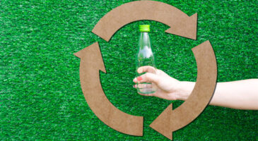 15 astuces brillantes et pratiques pour recycler des bouteilles en plastique