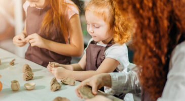 12 exemples d’activités manuelles à faire à la maison