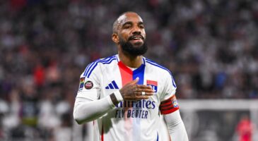 Alexandre Lacazette a dit oui à une grosse offre, la fin se confirme !