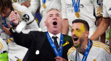 Carlo Ancelotti se lâche totalement au milieu de ses joueurs (vidéo)