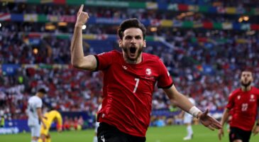 Mercato : Khviha Kvaratskhelia au PSG, ce n’est pas fini !