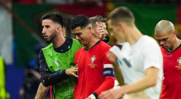 Ronaldo fond en larmes, un célèbre journaliste se moque de lui